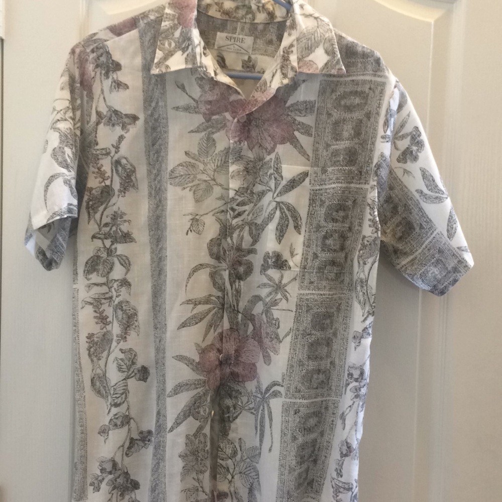 FINAL MARKDOWN Men’s Spire SS Sport Shirt (L)